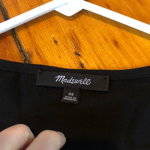 Madewell Ruffled Buttoned Blouse (Black) - Picture 5 of 5